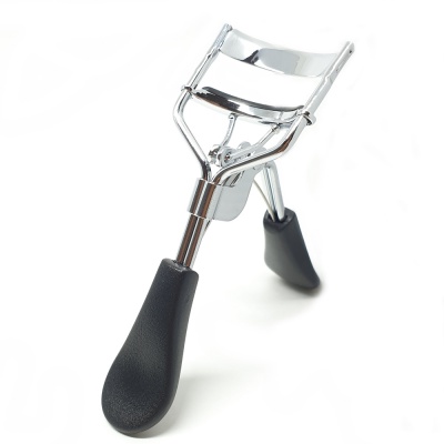 paris-berlin-ogonfransbojare-define-eyelash-curler-silver-2